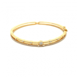 18K Gold Diamond Bangle Bracelet