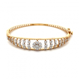 18K Gold Diamond Bangle Bracelet