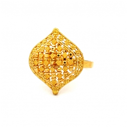 Gold Ring - 22K - size 7