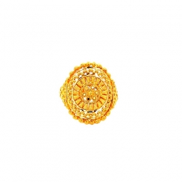 Gold Ring - 22K - size 7.75