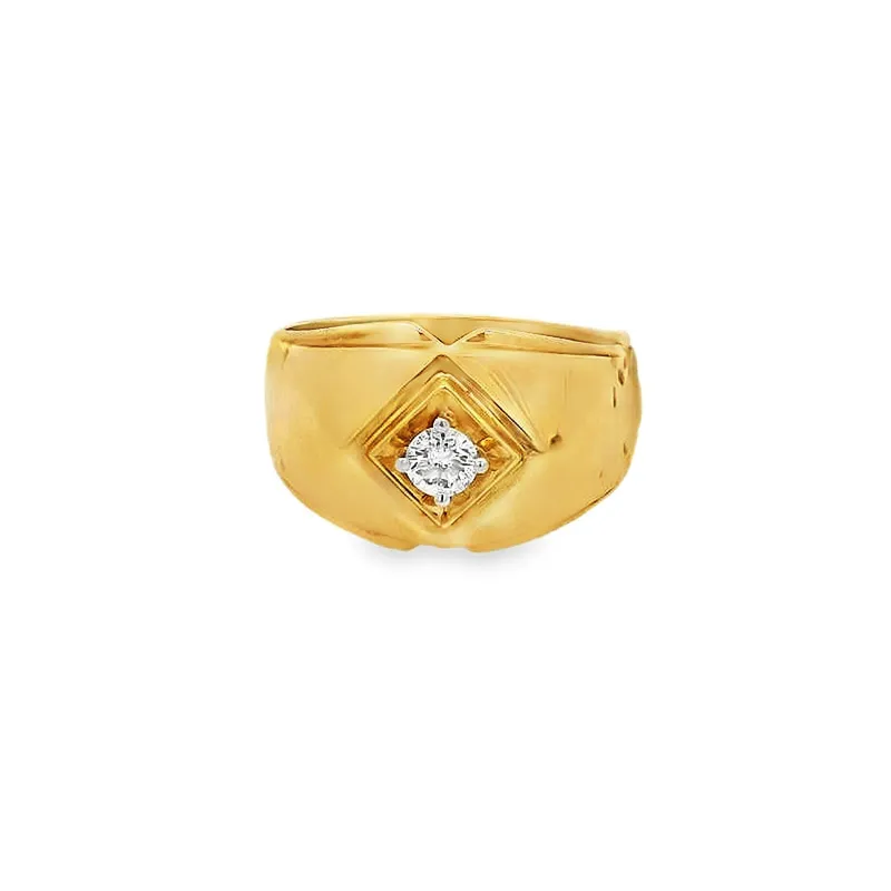 Men's Ring in Gold and Diamonds