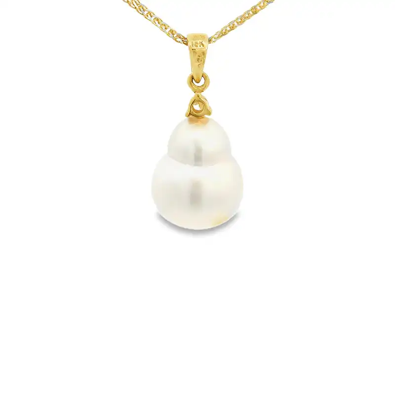 Pearl Diamond Pendant in 18K Gold