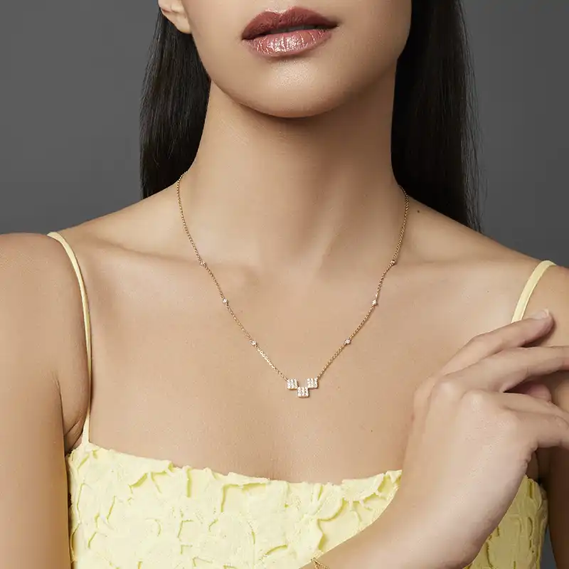 18K Gold Diamond Necklace - Square