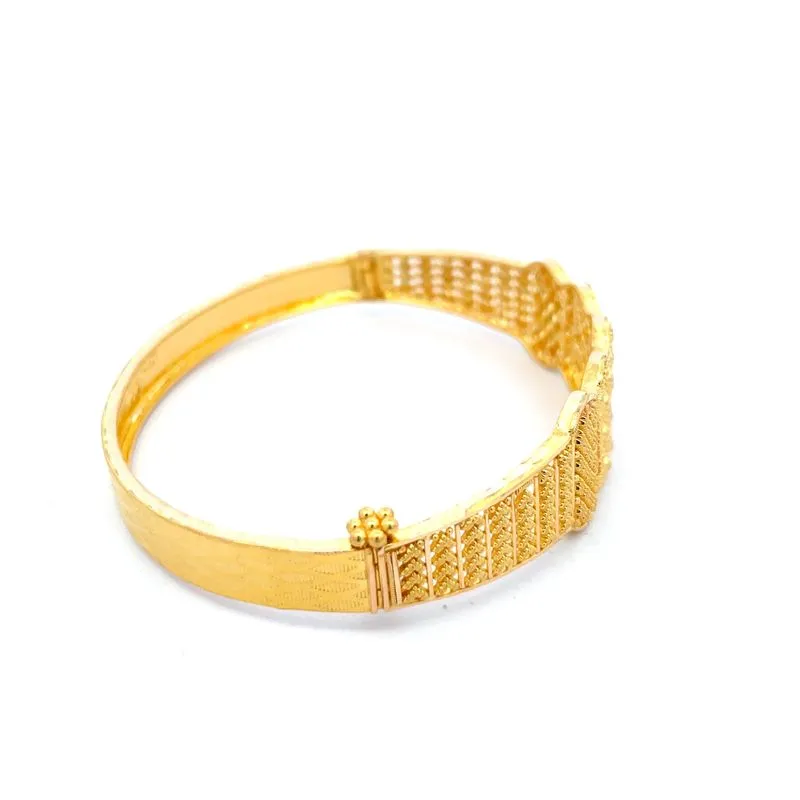 Ladies Bangle in 22K Gold