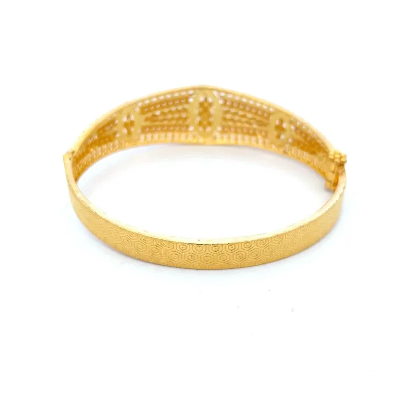 Ladies Bangle in 22K Gold