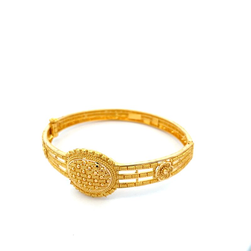 Ladies Bangle in 22K Gold Kada