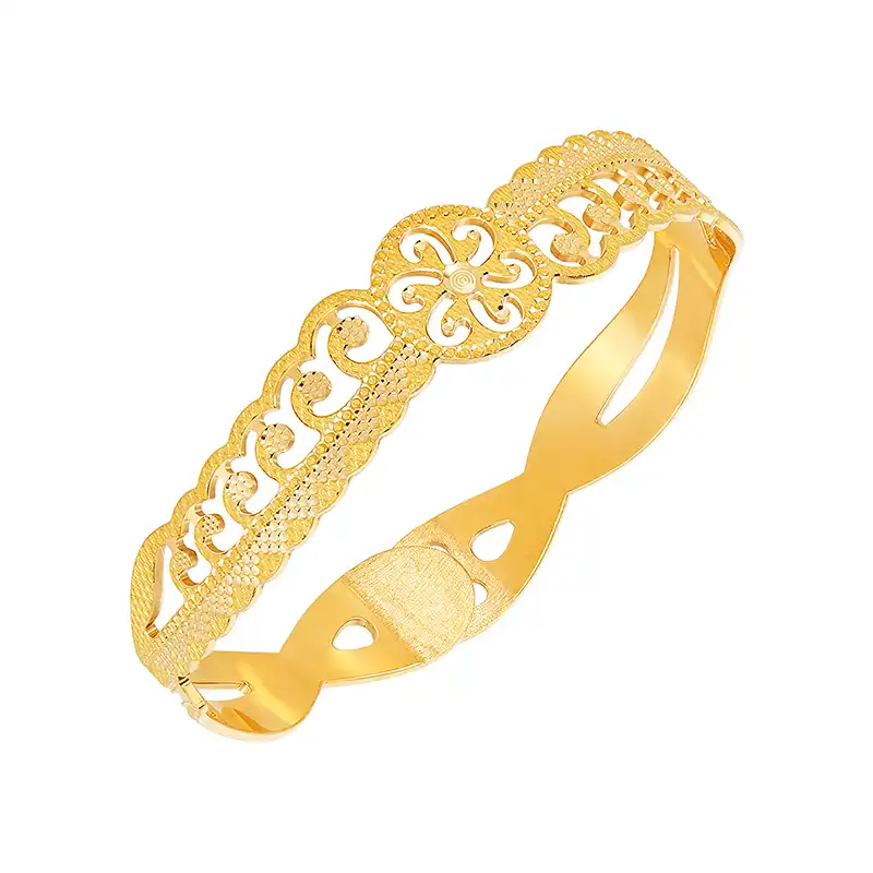 22K Yellow Gold Cutout Pattern Bangle