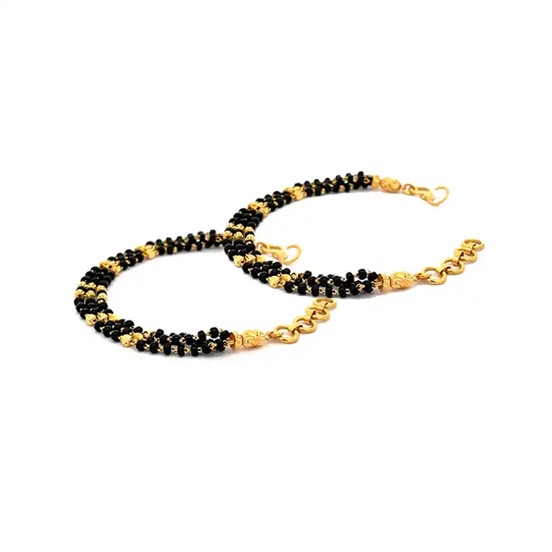 3 Layered Baby Bracelet in Black beads and Gold - 5 inch