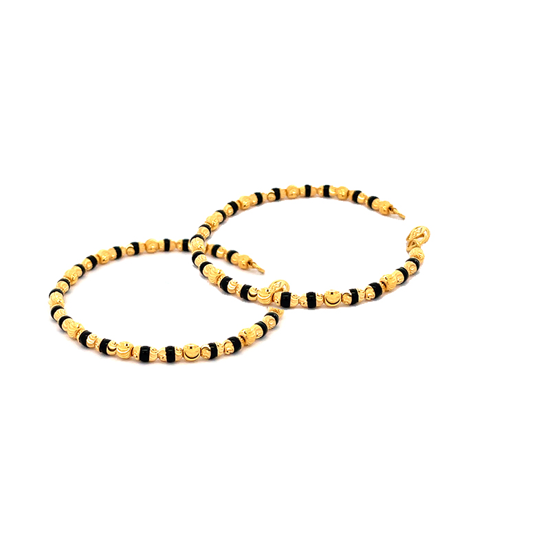 Traditional Black Beads and Gold Baby Bracelet