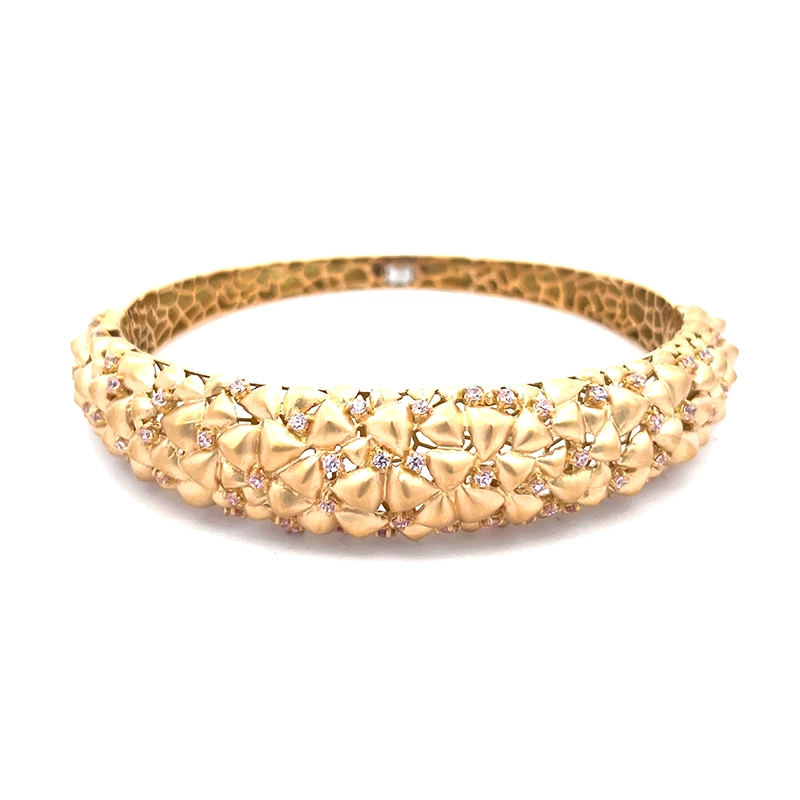 Elegant Gold Textured Bracelet