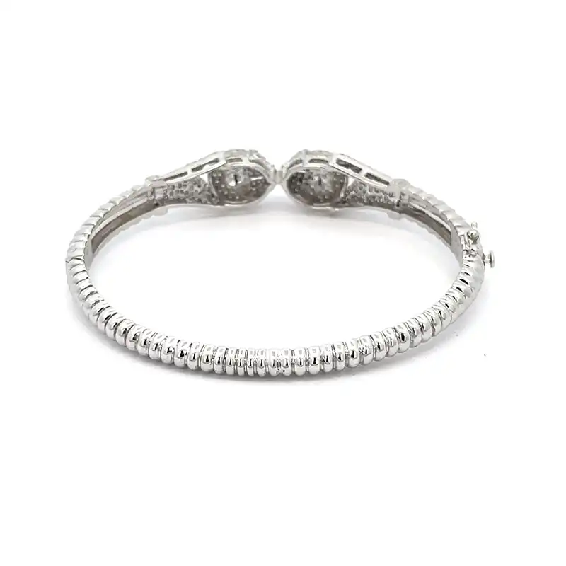 Stunning Diamond Bracelet in 18K Gold