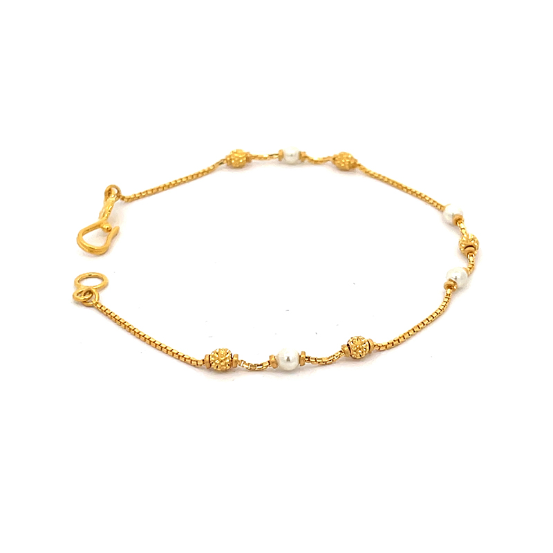 Pearl and Gold beads Bracelet - 7 inch