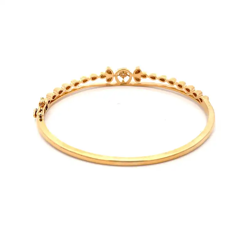 Elegant 18K Gold Diamond Bangle Bracelet