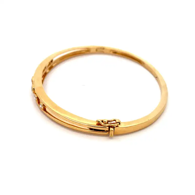 Elegant Gold Diamond Bangle Bracelet