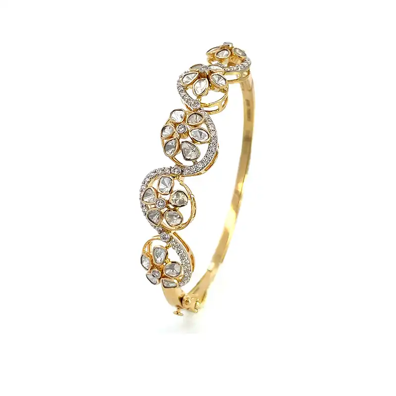 Stunning Yellow Gold bangle with uncut diamonds