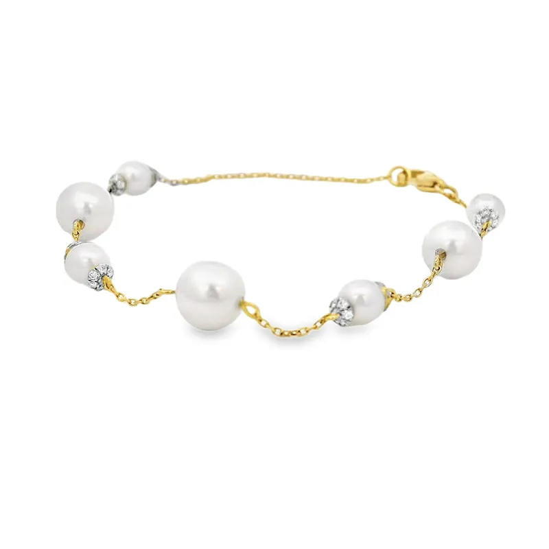 Elegant Pearl Bracelet with diamond accents