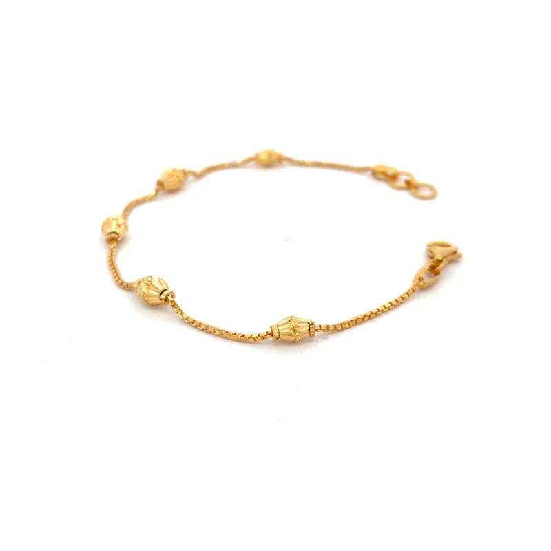 Elegant Gold Bracelet - Length 7 inch