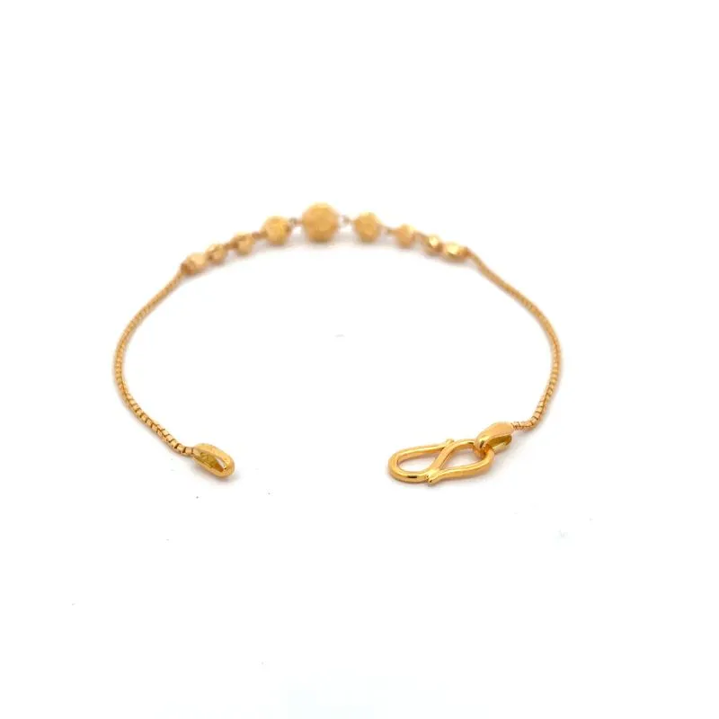 22K Yellow gold Bracelet. Length - 7.2 inch