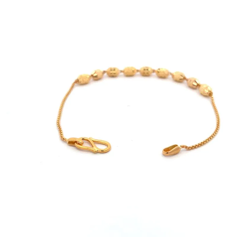 22K Yellow gold Bracelet. Length -7.2 inch