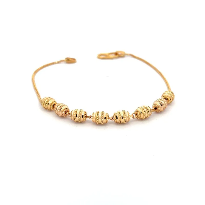 22K Yellow gold Bracelet. Length -7.2 inch