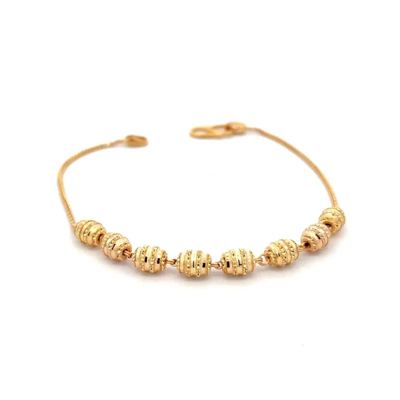 22K Yellow gold Bracelet. Length -7.2 inch