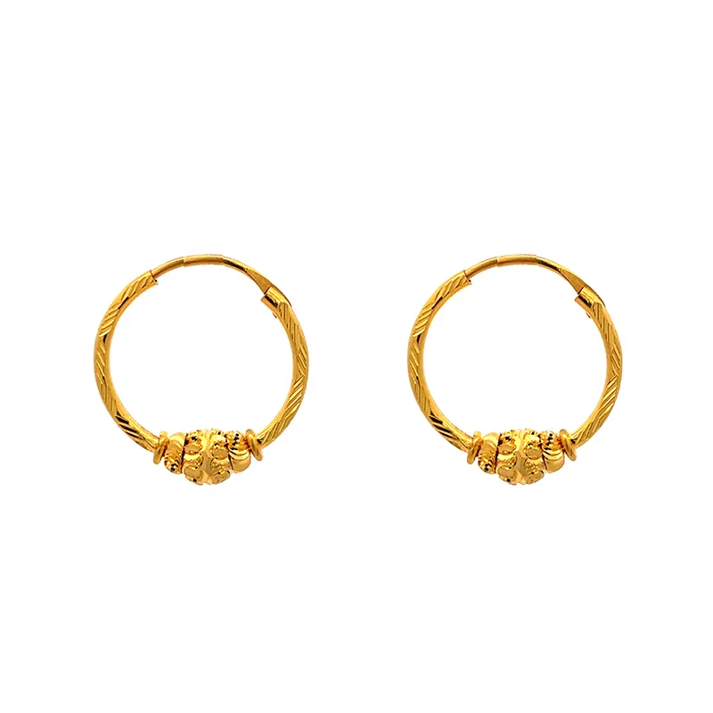 Timeless Elegance Gold Hoop Earrings - Diameter 18 mm