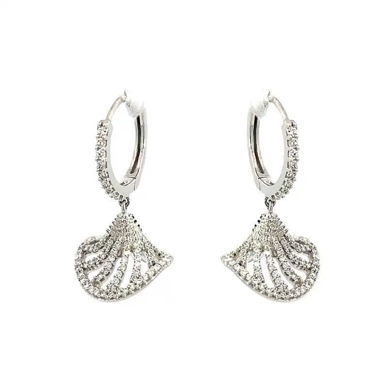 18K White Gold Dangling Earrings