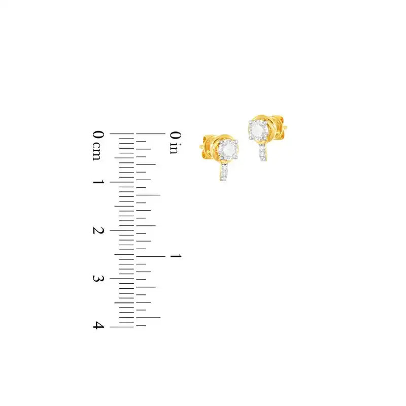 18K Yellow Gold Diamond Stud Earrings with stem