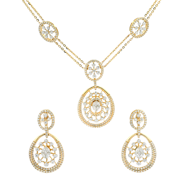 Yellow Gold Diamond Necklace Set