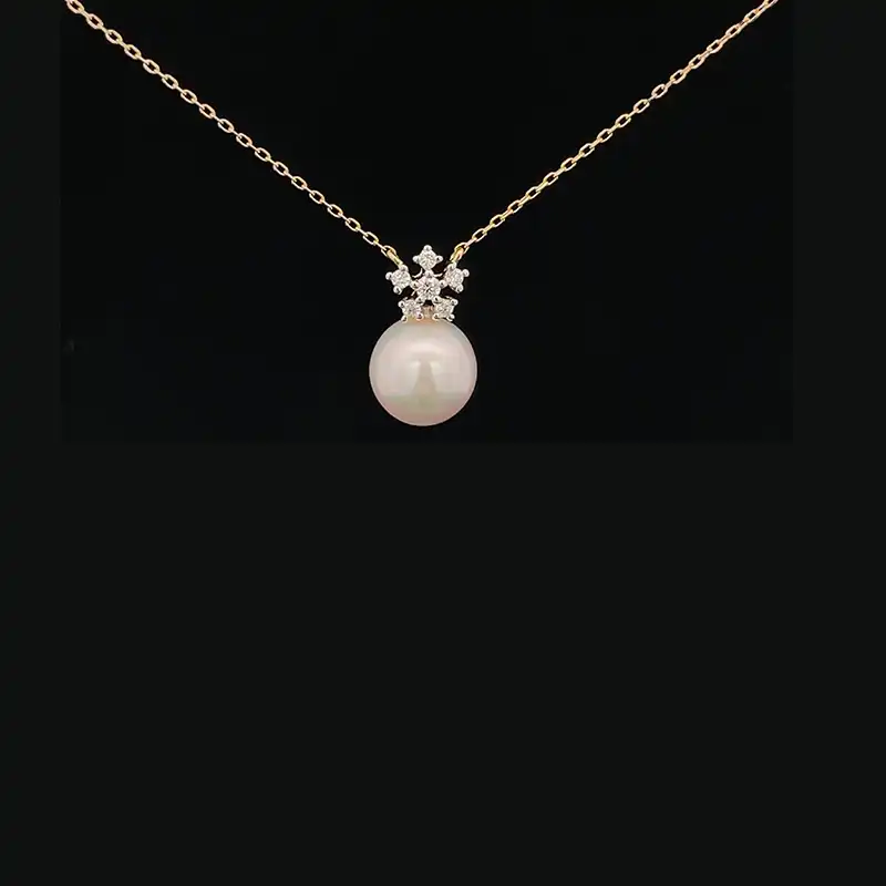 Sparkling Pearl Diamond Pendant Set