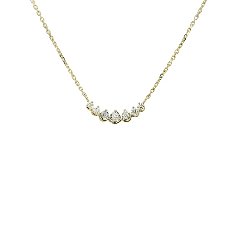 Elegant Gold and Diamond Necklace