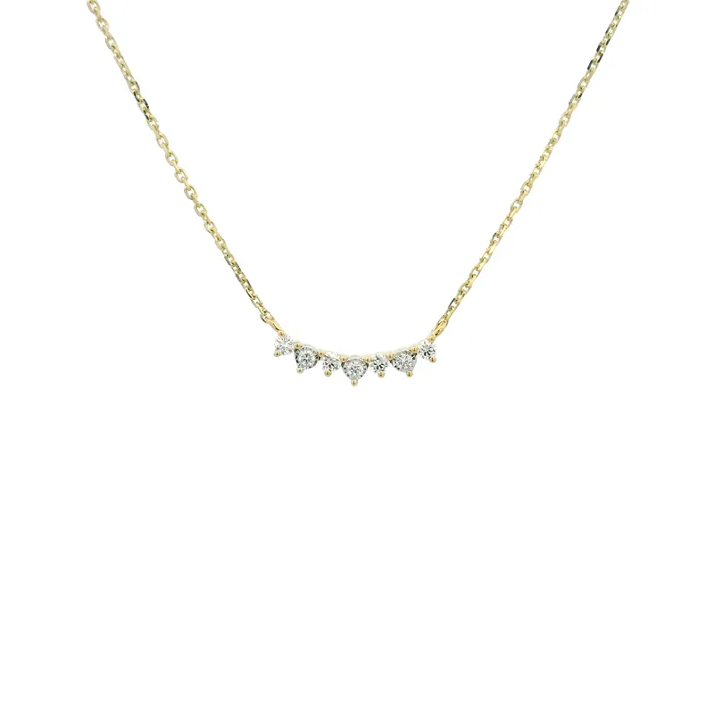 Elegant Gold Necklace with Diamonds