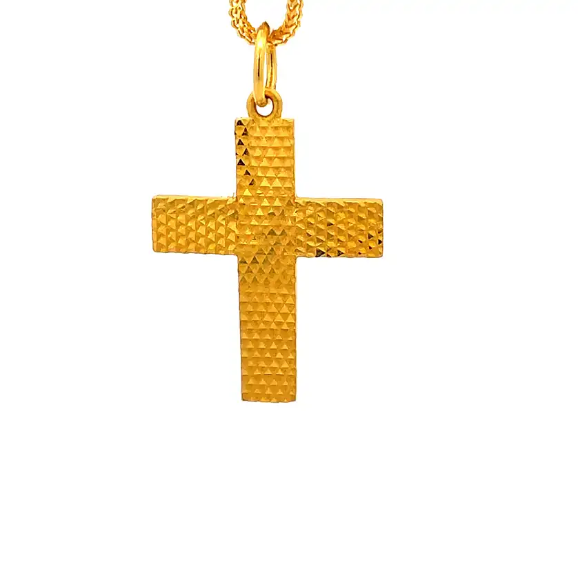 Exquisite 18K Gold Cross Pendant