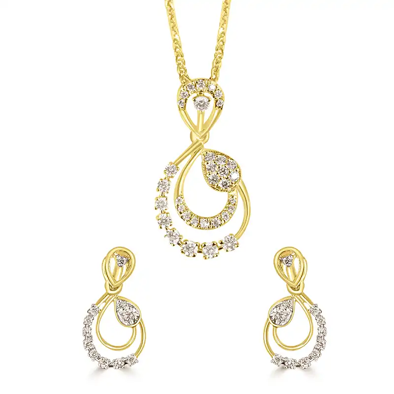 Signature Gold Diamond Pendant Set