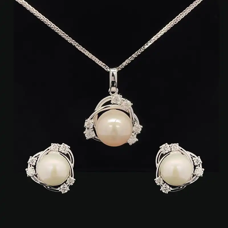 Harmonious Balance - Pearl Diamond Pendant Set