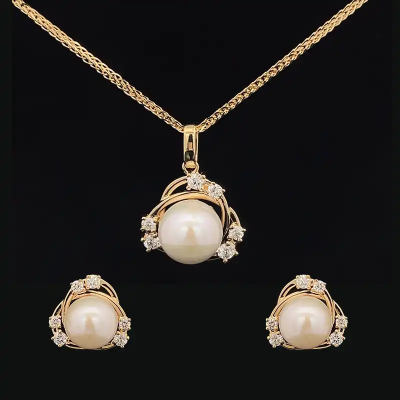 Timeless Elegance Pearl Pendant Set