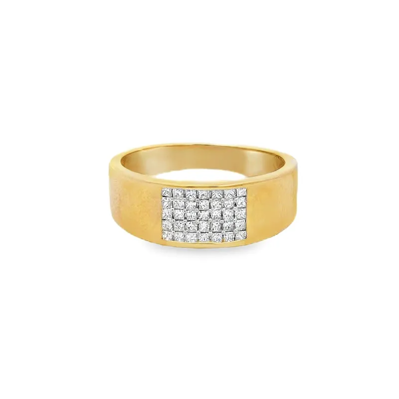 Elegant Gold and Diamond Ring for Men