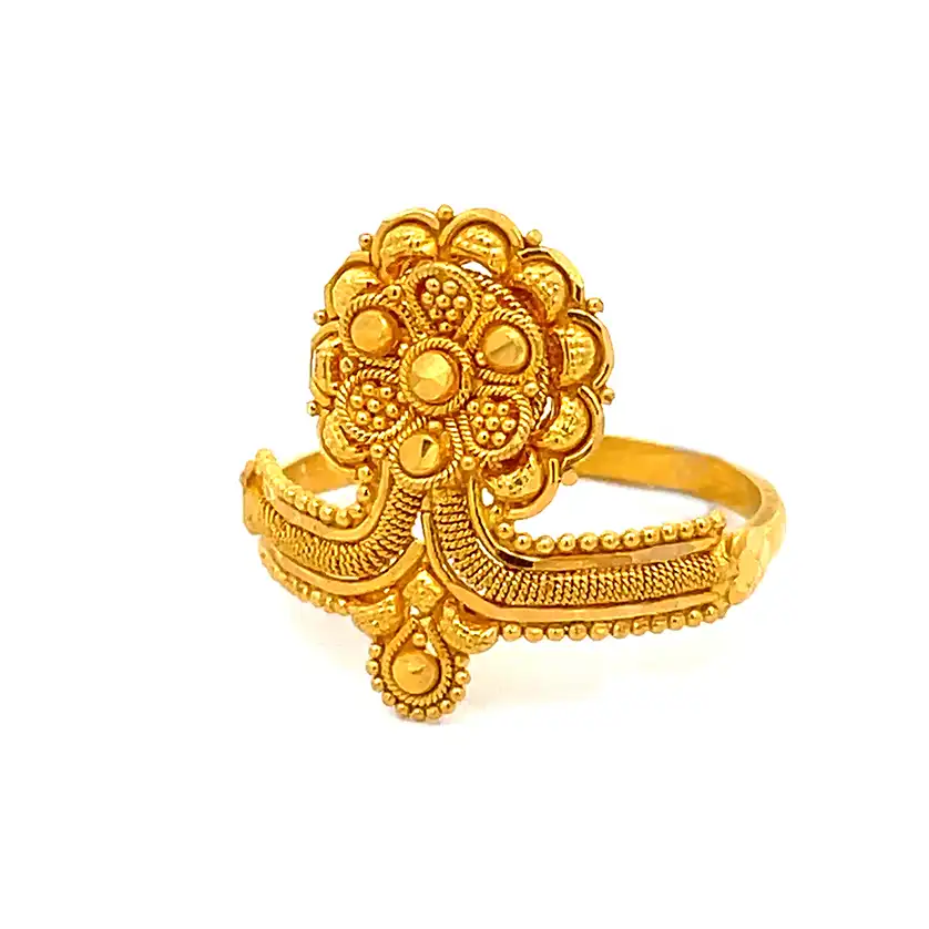 Royal Tradition 22K Gold Ring - size 6.50