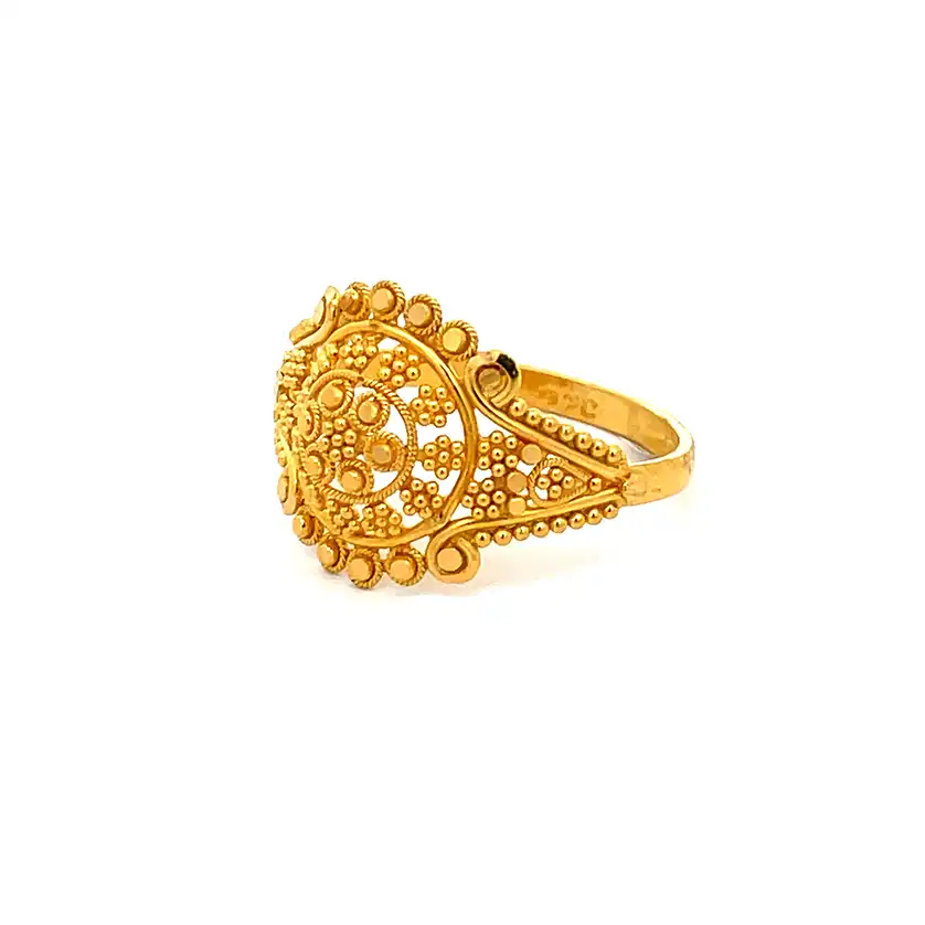 Elegant floral Gold Ring - 22K - size 7.25