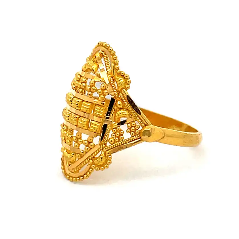 Intricate Gold Ring - 22K - size 6.75