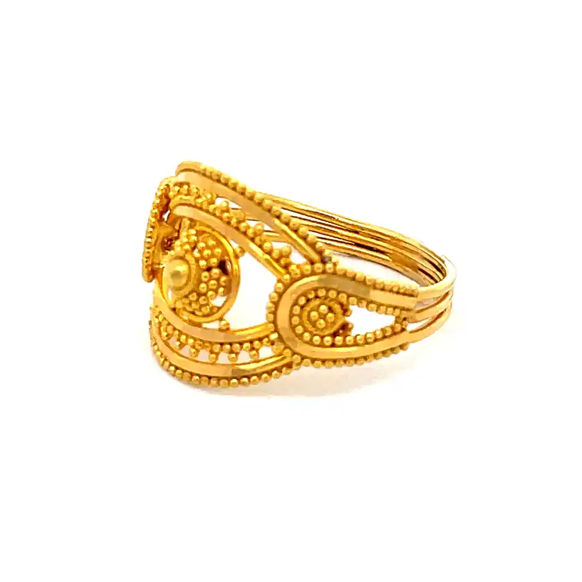 Gold Ring - 22K - size 5.5