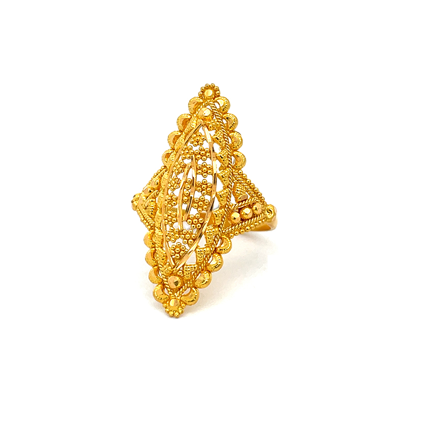 Gold Ring - 22K - size 6.25