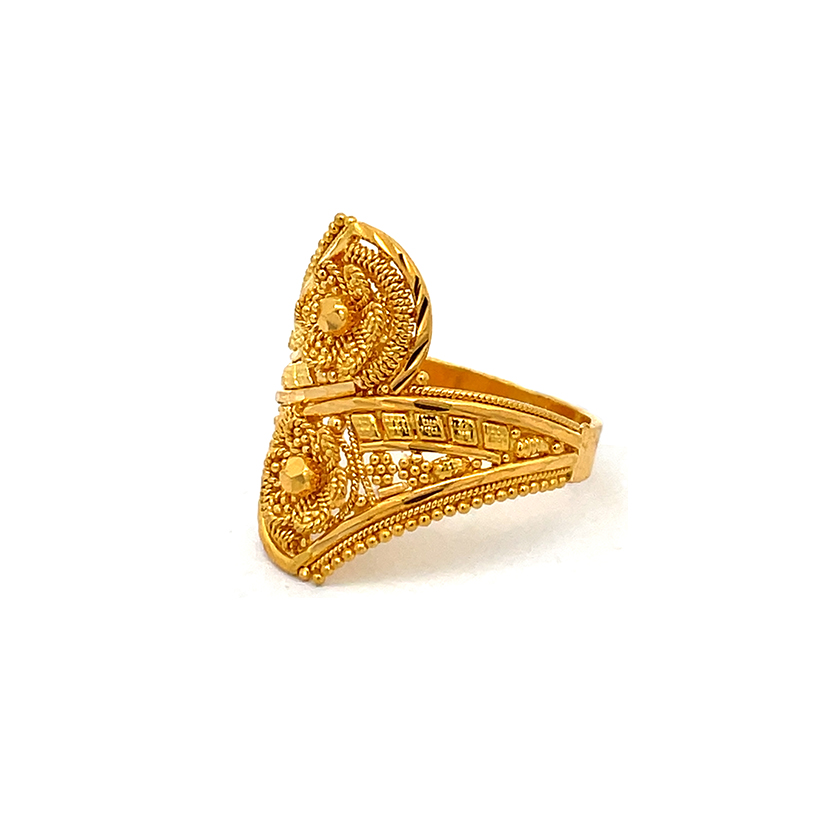 Gold Ring - 22K - size 6.0