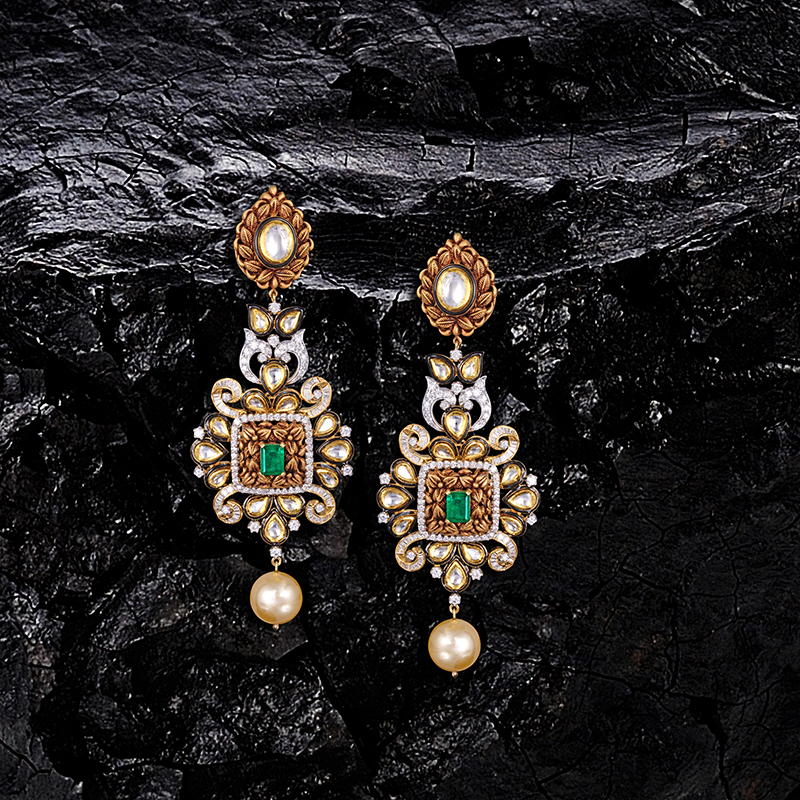Emerald Pearl Diamond Earrings in 18K Gold