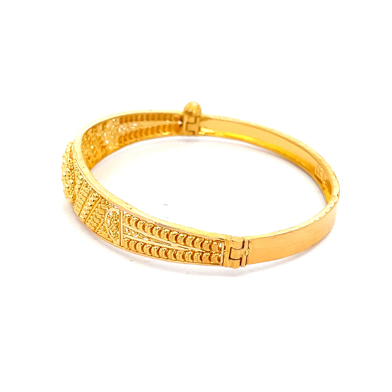 Elegant Gold Kada Bangle