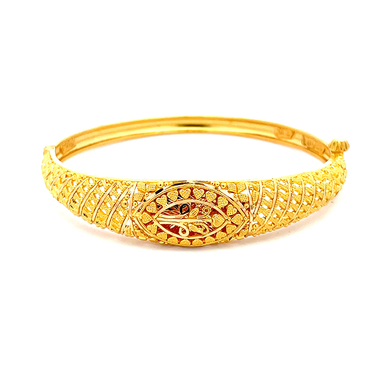 Contemporary 22K Gold Bangle Bracelet