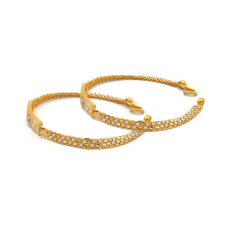 Om - Bar Bracelet for Baby, 22K Gold -5.5 inch