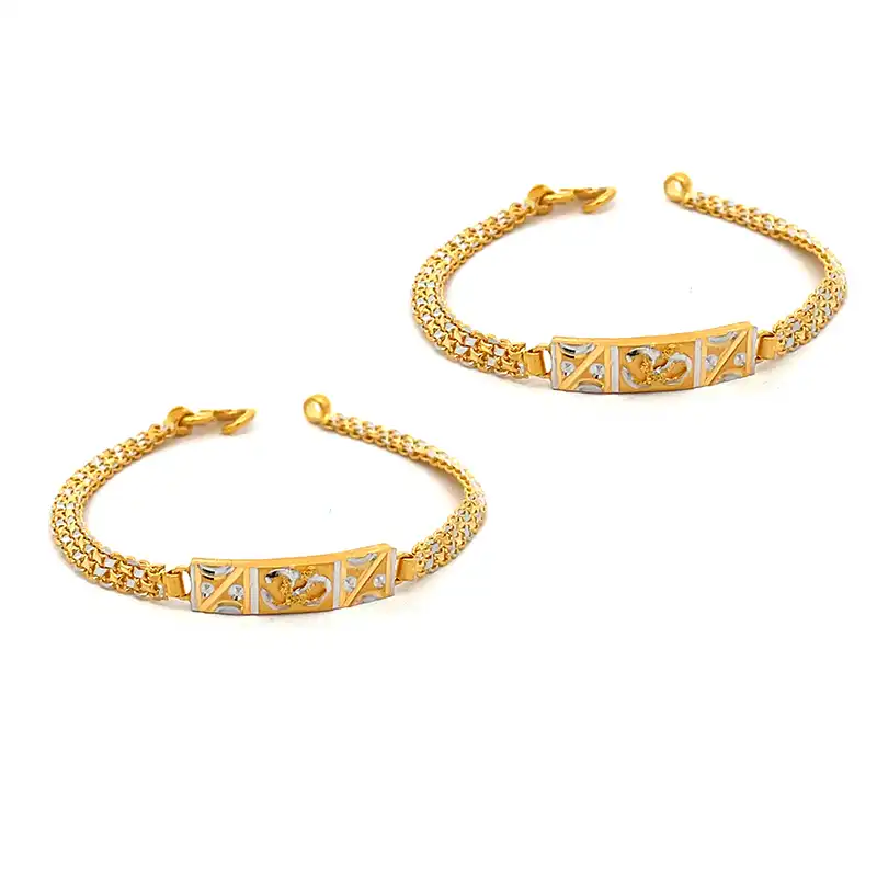 Om - Bar Bracelet for Baby, 22K Gold -5.5 inch