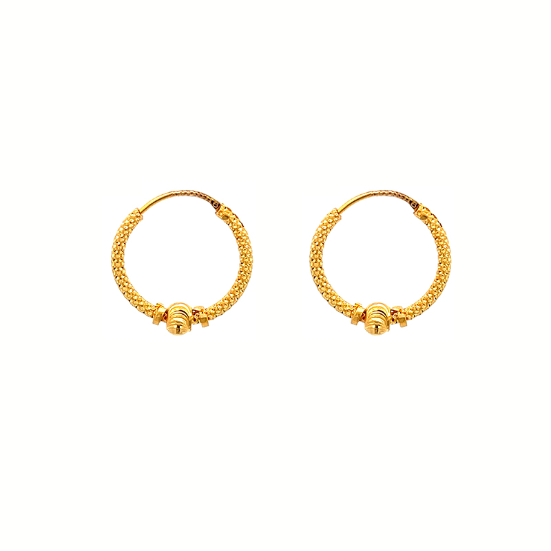 Everyday Glamour Gold Hoop Earrings - Diameter 15 mm