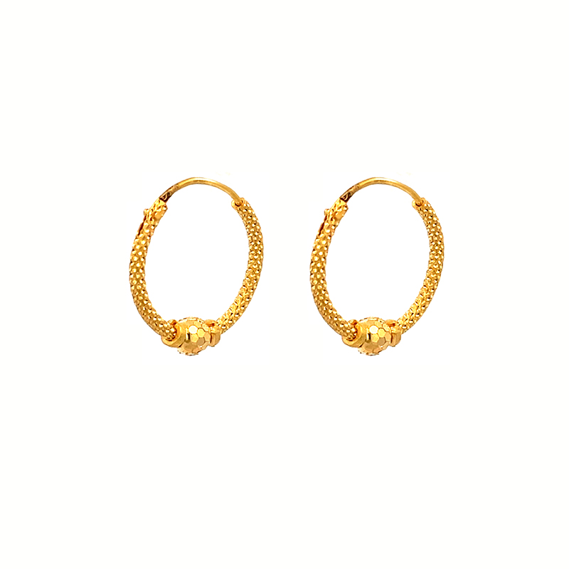 Everyday Glamour Gold Hoop Earrings - Diameter 15 mm